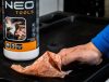 NEO TOOLS Kéz-és felülettisztító csiszolókendő, 75 lap, ragasztó, gyanta, szilikon, lakk, festék, poliuretán hab és polimer 10-408