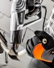 GRAPHITE Hőlégfúvó 2000W, I:50C, II: 350C, III: 550C, kofferben 5db kiegészítővel 3 év garanciával 59G522